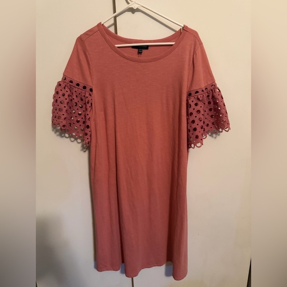 NWT Lane Bryant Rose Crochet Sleeve Swing Dress Size 14/16. - Picture 3 of 5